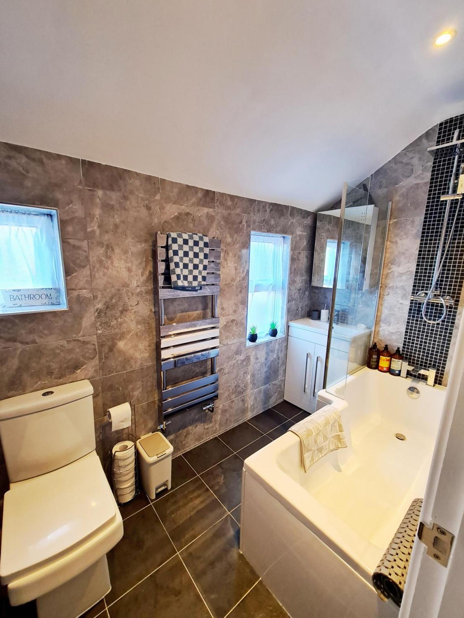 Love Lane Villa Линкольн Экстерьер фото
